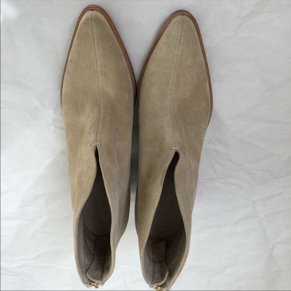 VINCE Havana Ankle Bootie Sz 6.5 New Front Slit Stacked Block Heel Boho Cottage - Picture 10 of 13